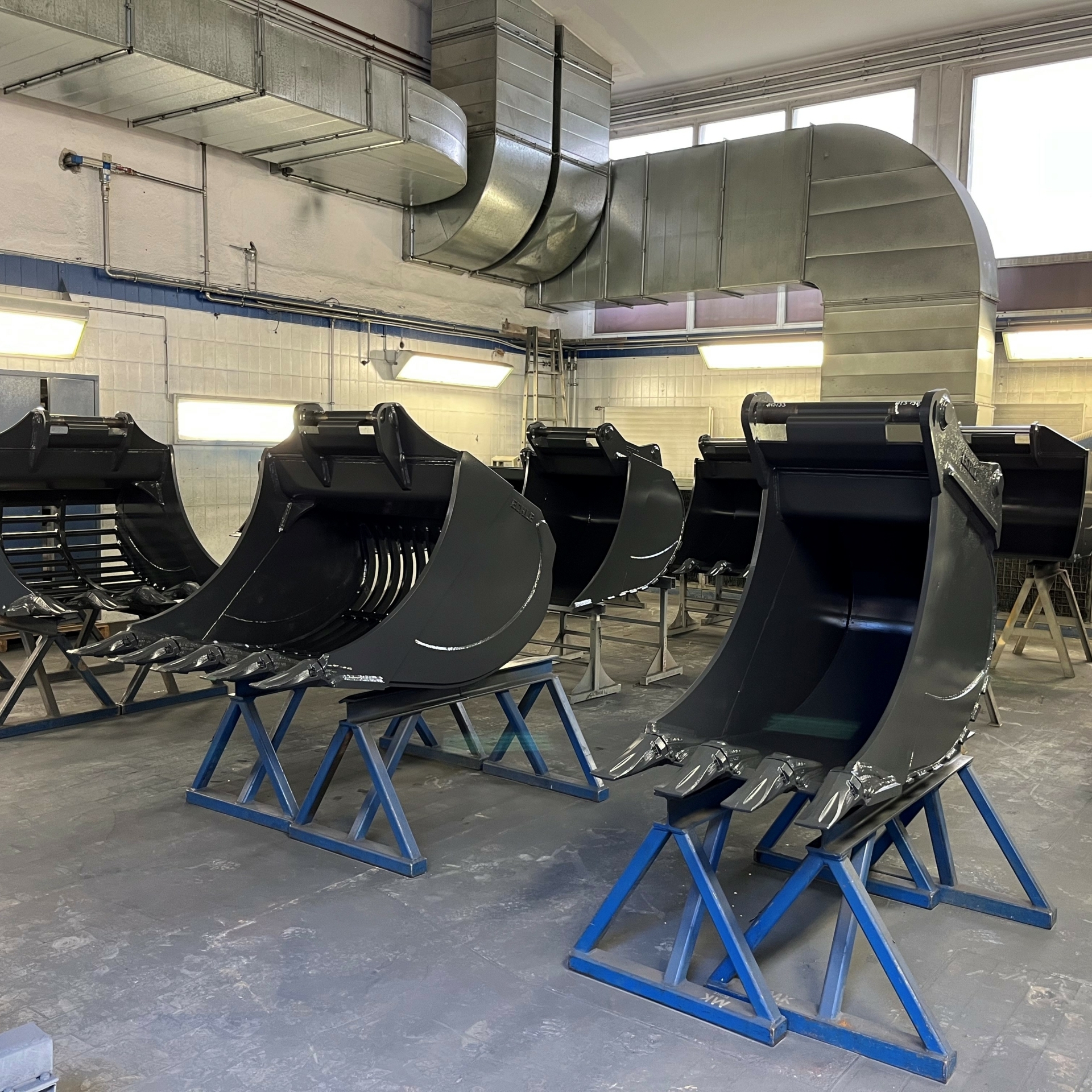 Anbaugeräte Bagger Anbauwerkzeuge Löffel