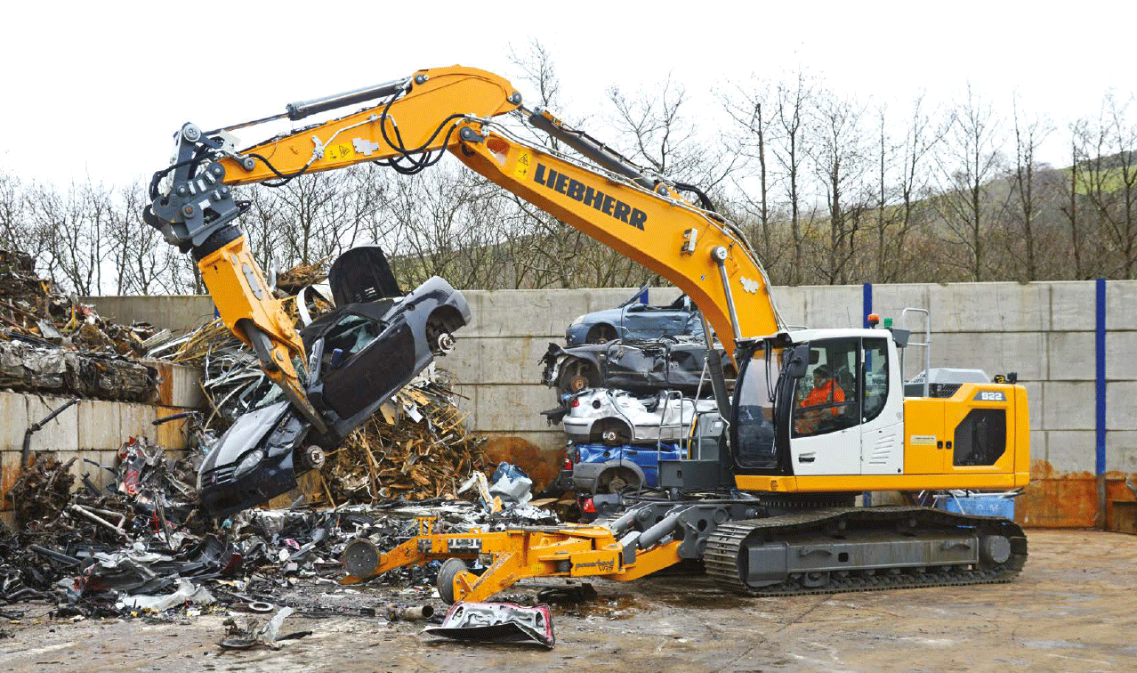 Der Powerhand VRS im Einsatz beim Fahrzeugrecycling