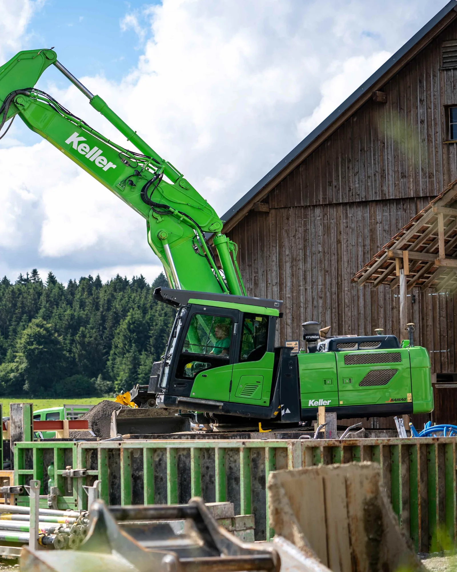ECHLE-Bagger-Kippkabine-Hyundai-HX300