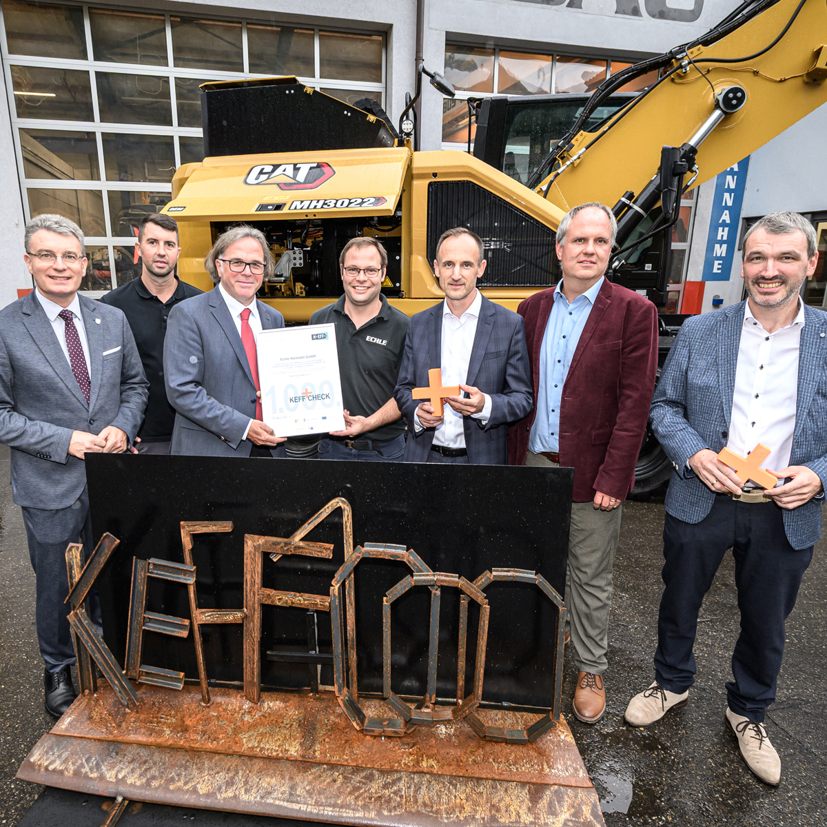 Eigens gefertigten KEFF+ 1000 Skulptur von ECHLE